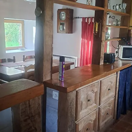 בית נופש De La Chevrie *